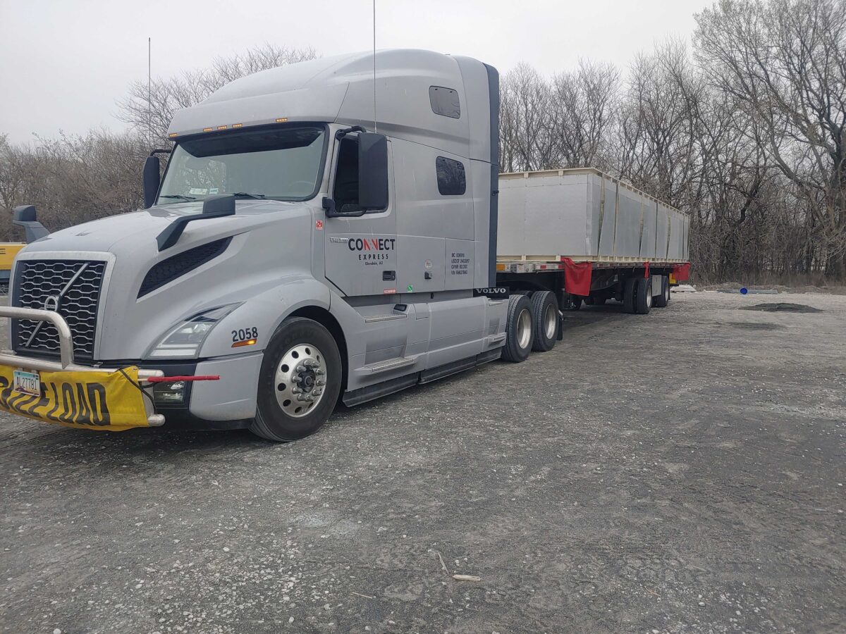 Heavy Equipment Transport - Connect Express LLC - Connectexpressllc