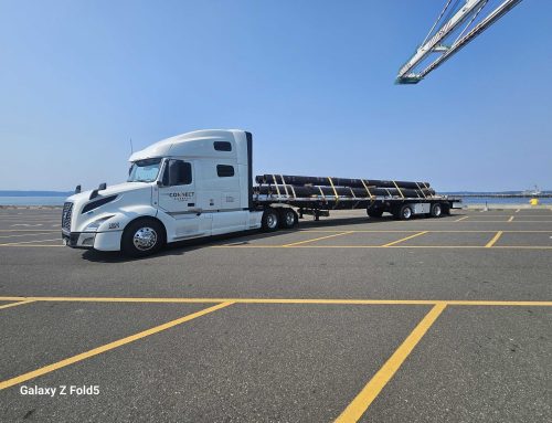 What Flatbed Trucking Services Should Include